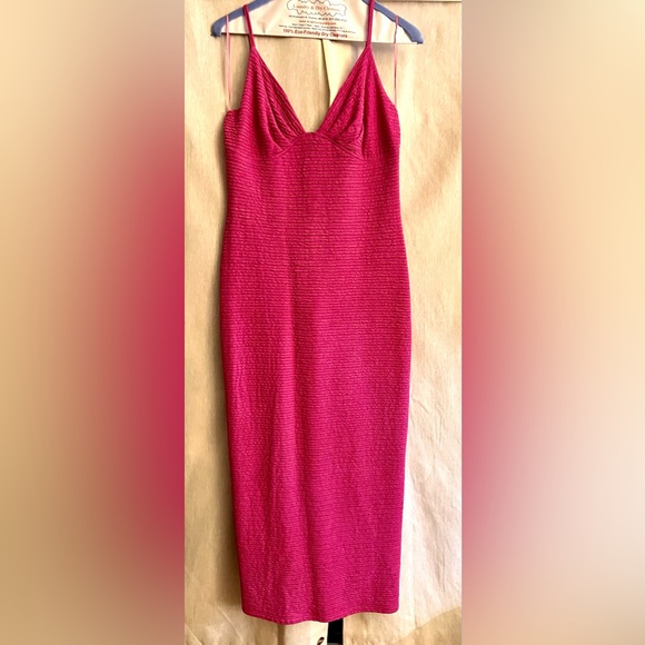 Skylar Rose Fuchsia Midi Dress - Picture 4 of 5